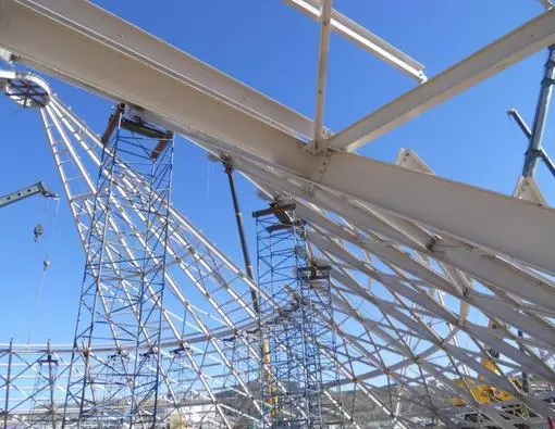 Estructura de acero en altura